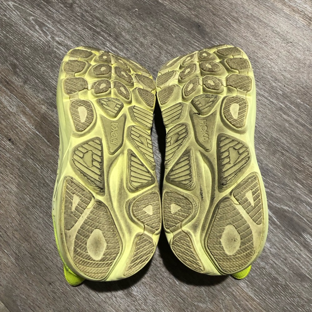 Hoka One One Clifton 10 Running Shoes Womens Size 9 Neon Yellow Sneakers Neutral - Picture 14 of 16